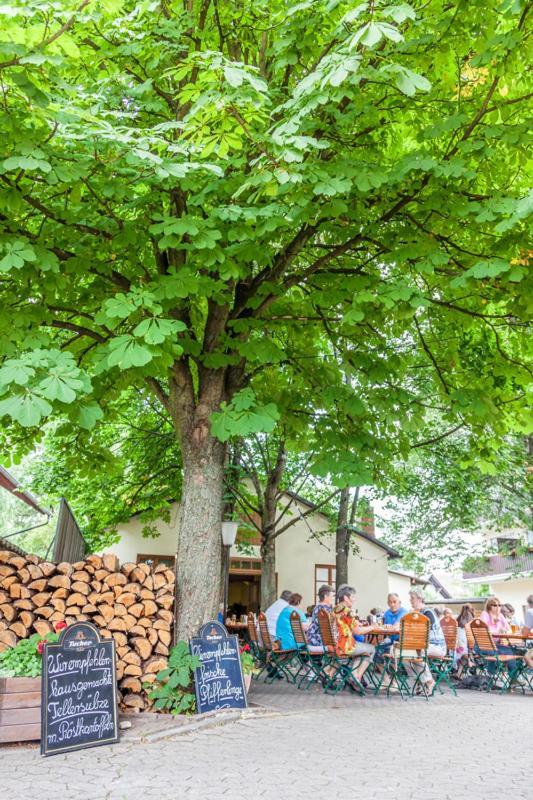 Bloedel Gasthof Gruener Baum Nuremberg Exterior photo